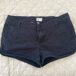 Rvca size 28 women’s shorts